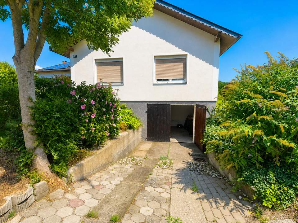 Nettes Einfamilienhaus mit großem Garten in Siedlungslage