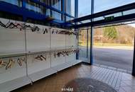 Vielseitiges Eventzentrum mit Gastroküche &amp; großem Parkplatz