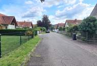 Einfamilienhaus mit Vollkeller samt angebauter Garage und überdachter Terrasse in ruhiger und sonniger Sackgassenlage !