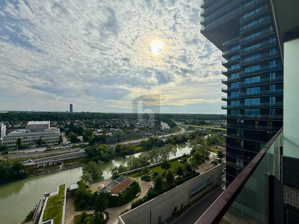 PREMIUM LIVING IM TRIIIPLE TOWER - ALL INKLUSIVE
