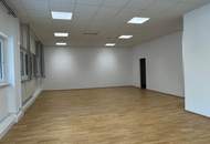ca. 295 m² Büroflächen mit 24 m² Kleinlager Nähe U6 zu mieten