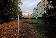 Wunderbar gepflegte Wohnung mit großer Loggia in ruhiger Lage im Stadtzentrum/in Donaunähe