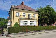 ***OPEN HOUSE Freitag 06. Juni 2025 13-16 Uhr*** Stilvolle Stadtvilla mit Potenzial – klassische Architektur trifft zentrale Lage
