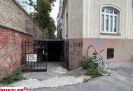 Garage für mindestens 2 Autos + Lagermöglichket bei der Nußdorfer Straße