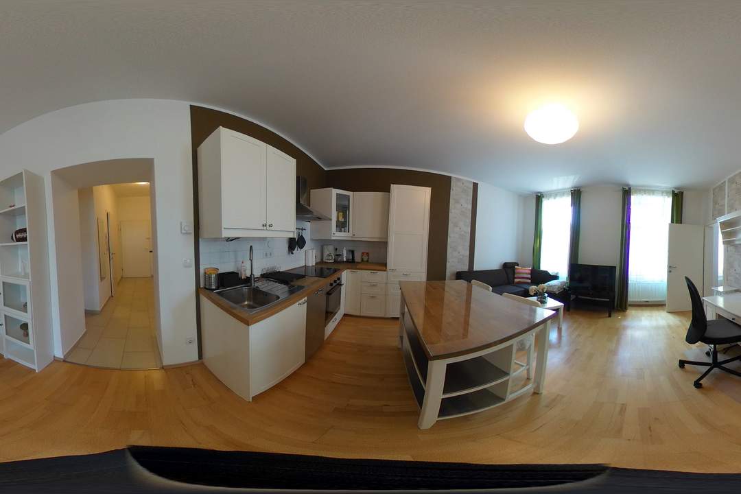 Zentral gelegene 1-Zimmer-Wohnung im 1. Liftstock