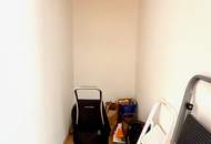 TRAUMHAFT SONNIGE 2-ZIMMER-DACHGESCHOSS-WOHNUNG IM GRÜNEN