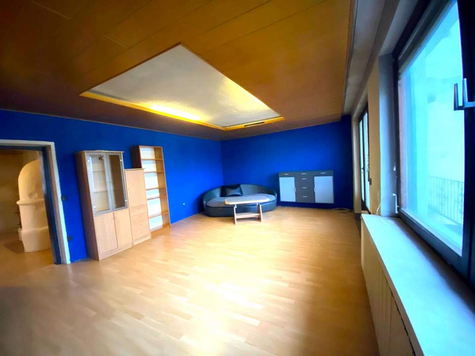 Kottingbrunn: Sanieren oder Neu bauen im Zentrum mit viel Wohn-, Nutz-, und Grundfläche!