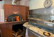 Schöne, große Pizzeria