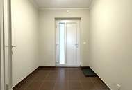"3-Zimmer mit Aussichts-Balkon, Parkplatz und Badeteich“