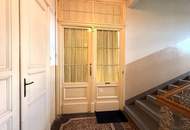 Charmante 2-Zimmer-Altbauwohnung mit Balkon