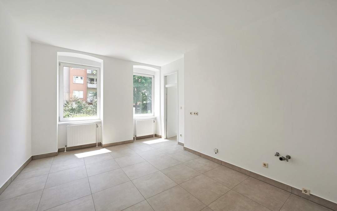 Erstbezug nach Teilsanierung- Zweiraumwohnung in der Buchengasse!