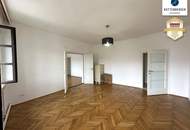 Helle Altbauwohnung in INNENSTADTLAGE!