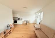 Möblierte und gut geschnittene 2-Zimmer Wohnung in Traumlage mit en—suite Badezimmer!