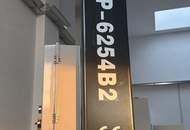 Große Halle, Werkstatt mit Lichtkuppel, Sektionaltor 5m breit, 4,30m hoch und WC, inkl. PKW Parkplatz und 2 Hebebühnen PROVISIONSFREI!!!