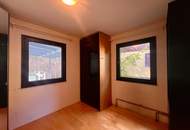 Einfamilienhaus Baujahr 2006 in toller Lage! Völlig unterkellert, Carport, schöner Garten mit Pool!