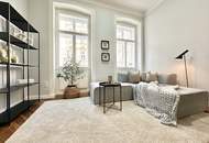 IDEALE KLEINWOHNUNG IN SCHÖNEM ALTBAU - 1,5 ZIMMER-WOHNUNG MIT EXTRA BETT-EBENE UND EINBAUKÜCHE