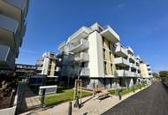 2 Monat Mietzinsfrei: 60m² Dachgeschosswohnung mit Kühlung &amp; Blick über die Felder