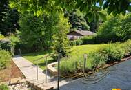 Großzügiges Haus mit Traumgarten