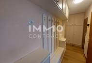 Erstbezug nach Renovierung. Single DG- Terrassen- Wohnung mit Air-Condition.