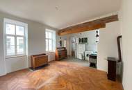 ALTBAU-WOHNUNG zu SANIEREN, HOFRUHELAGE im 3. Stock!