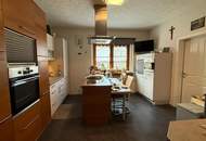 Einfamilienhaus mit großem sonnigen Garten