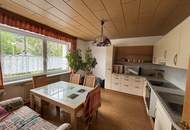 Sehr gepflegtes Zweifamlienhaus mit Widmung "Dorfgebiet"
