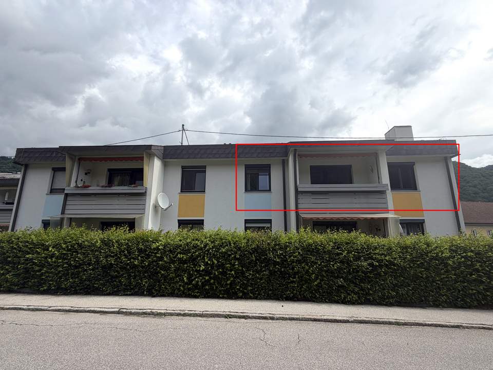 Zentrale, ruhige 4-Zimmer Eigentumswohnung inkl. Loggia