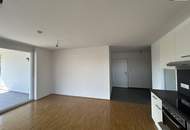 SPITZEN 2 Zimmer Wohnung mit riesiger Terrasse und Balkon - niedrige Heizkosten - TOP Lage! Ab sofort verfügbar!