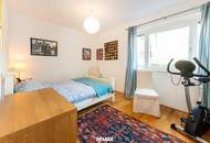 Zu Fuß ins LKH, 3-Zimmer-Wohnung mit Garten und TG-Abstellplatz!