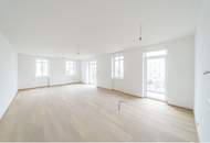 Modern gestaltete Altbauwohnung mit großzügigem Wohnbereich und südseitigen Außenflächen