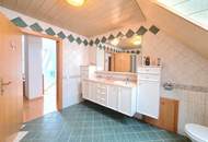 Einfamilienhaus mit Vollkeller samt angebauter Garage und überdachter Terrasse in ruhiger und sonniger Sackgassenlage !