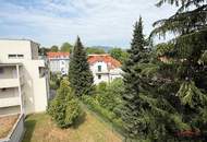 Sehr schöne und helle 2-Zimmerwohnung mit großer Terrasse!