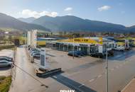 Autohaus mit Werkstatt und befestigten Ausstellungsflächen in Langenwang