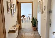 Sehr einladende, großzügige 2-Raum-Wohnung mit Loggia! Im Stadtteil Niedernhart/Spallerhof direkt neben dem Vital- und Einkaufszentrum Muldenstraße! 1A Infrastruktur und Öffi-Anbindung!
