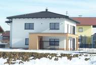 Modernes Familienhaus in sonniger Lage im Grünen!