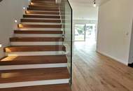 ERSTBEZUG - MODERN - ELEGANT - ÜBERDACHTE TERRASSE - GARTEN