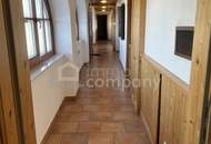 Sooo schön - Charmantes Bauernhaus mit ca. 6 ha Grund in Einzellage