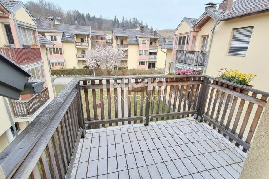 Sehr gepflegte und möblierte Eigentumswohnung im Dachgeschoss mit Balkon - Stadtrand von Waidhofen an der Ybbs, Wohnung-kauf, 119.000,€, 3340 Waidhofen an der Ybbs(Stadt)