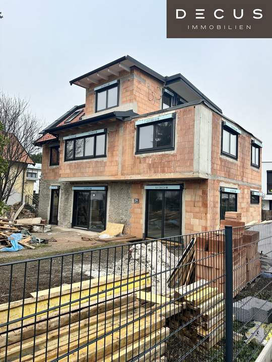 Luxuriöse Maisonette in 1210 Wien: Erstbezug mit Garten, Balkon und Kamin!