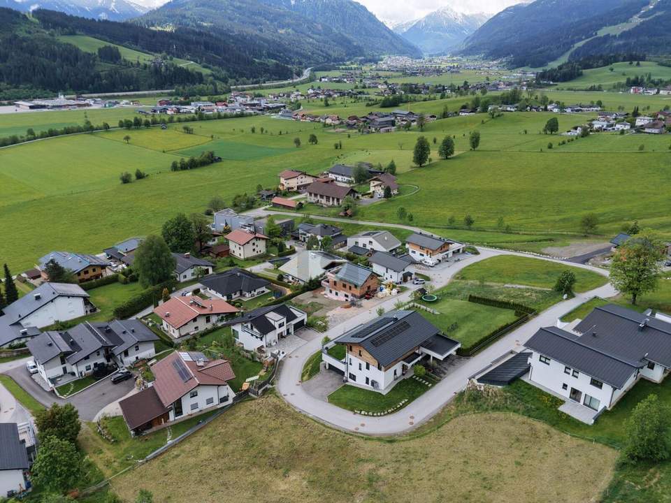 TOP CHANCE! TRAUM AUSSICHT MIT SONNE UND RUHE