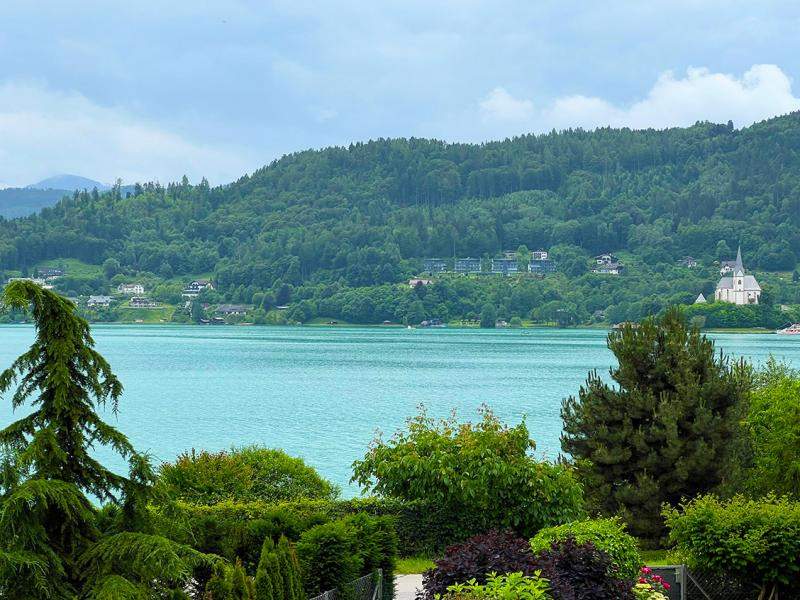 Wörthersee-Residenz mit spektakulärem Blick auf Maria Wörth