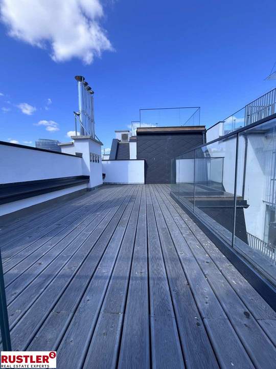 Wohnen über den Dächern – Modernes Design trifft Altbau-Charme am Czerninplatz | Erstbezug