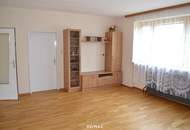 Vierkanthof-Charme in guter infrastruktureller Lage mit geschütztem Innenhof