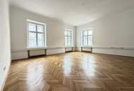 Stilvolles Altbaubüro - oder Praxisfläche mit Balkon in bester Innenstadtlage