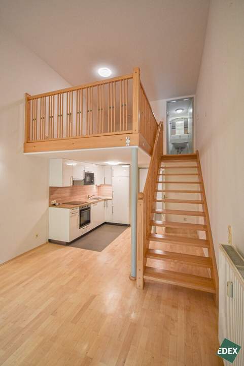 Wunderschöne Galerie-Wohnung mit Garten und neuer Küche nähe U4 Braunschweiggasse