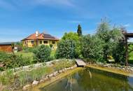 Stilvoller Bungalow mit Gartenidylle, Photovoltaik &amp; Teichanlage