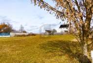 GUT GESCHNITTEN - ZWEI ZUFAHRTEN - ERHÖHTE RUHELAGE - KEIN BAUZWANG