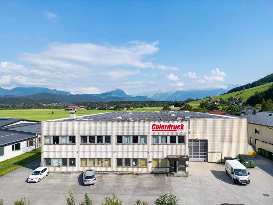 Attraktive Gewerbeimmobilie mit Produktionshalle, Lagerflächen und Photovoltaikanlage