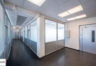 Grundstück mit vier Baukörpern - Büro-, Geschäfts- und Gewerbegebäude inkl. Parkplätzen in Vösendorf