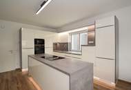 Eckreihenhaus mit Garten und Carport